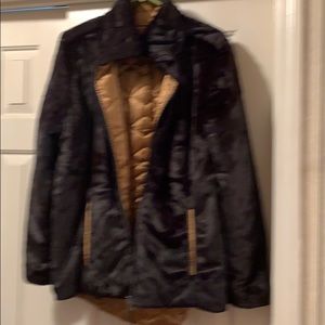 North face jacket revisable women’s